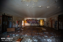 adolf-hitler-abandoned-hospital-urbex-12