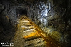 Beautiful-underground-walk