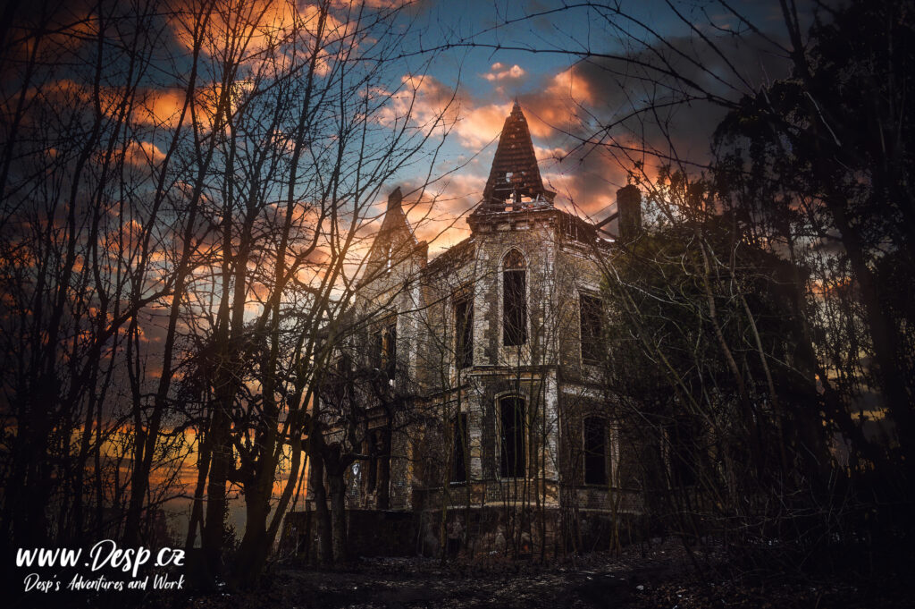 opustena-vila-pfaffenohof-litomerice-urbex-pohled-z-venku-rok-2012